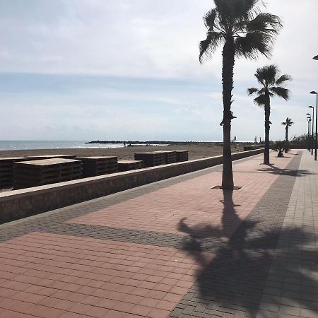 فيلا Precioso Adosado Con Parking A 100 Metros De La Playa Playa de Mar المظهر الخارجي الصورة